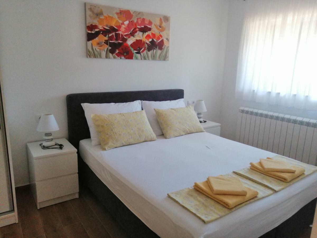 Apartments M&B Sveti Juraj Ngoại thất bức ảnh